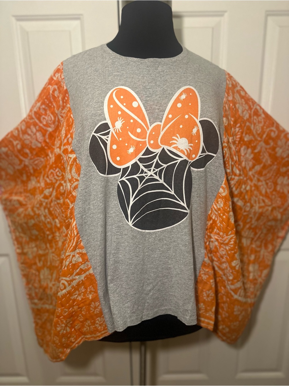 Halloween Disney Mini Mouse Kantha T shirt poncho sleeve